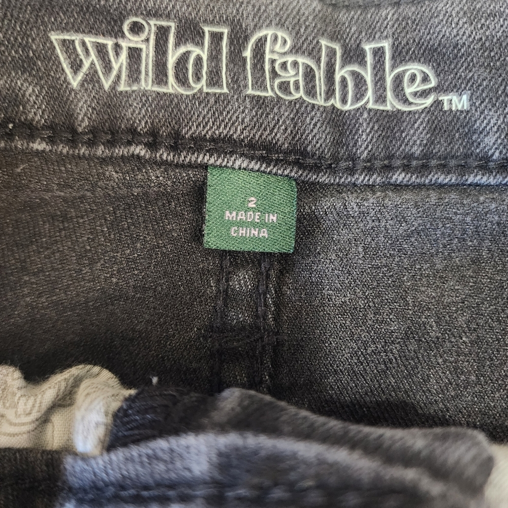 Wild Fable High Rise Shorts Sz 2 - Picture 4 of 4